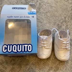 Cuquito leather baby boogie size 18 more like 0-6ish months brand new.